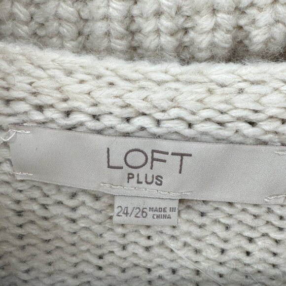 Loft Plus Women's Beige Zigzag Patterned Cowl Neck Sweater Size 24/26 - Picture 3 of 7